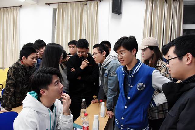http://my.bupt.edu.cn/attachmentDownload.portal?attachmentId=6cd51875-5f39-11e9-b7ab-0dfee0b0d794
